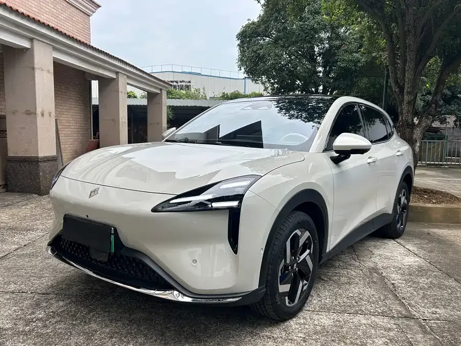 Baojun Sea of Clouds 2025