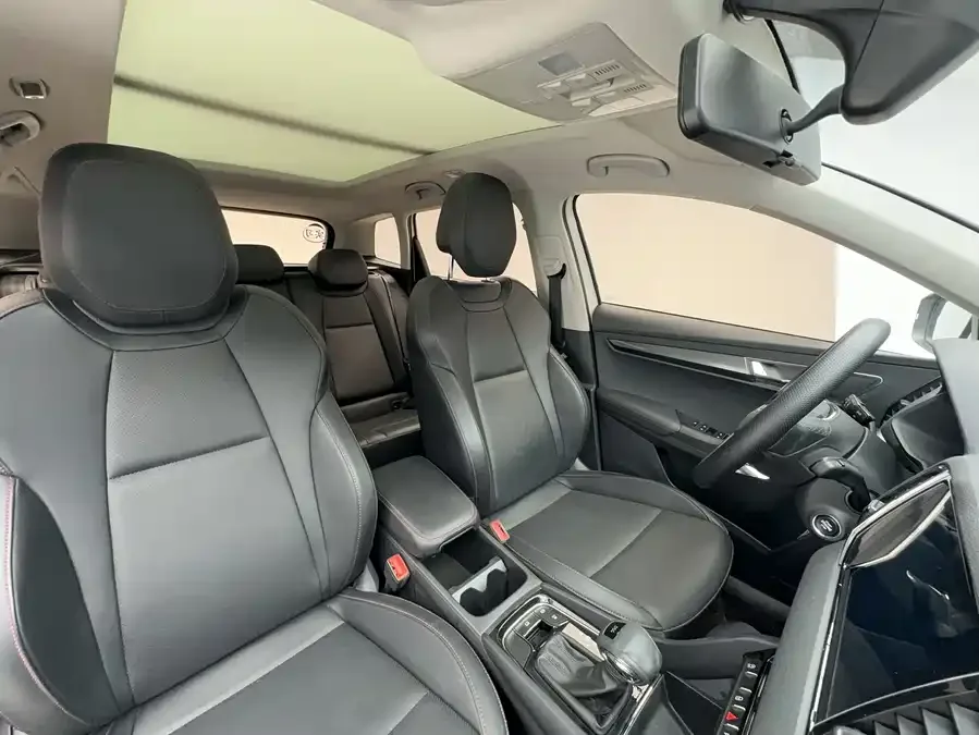 Skoda Karoq Korok 2022 TSI280 Exclusive Edition 2022 — миниатюра 5