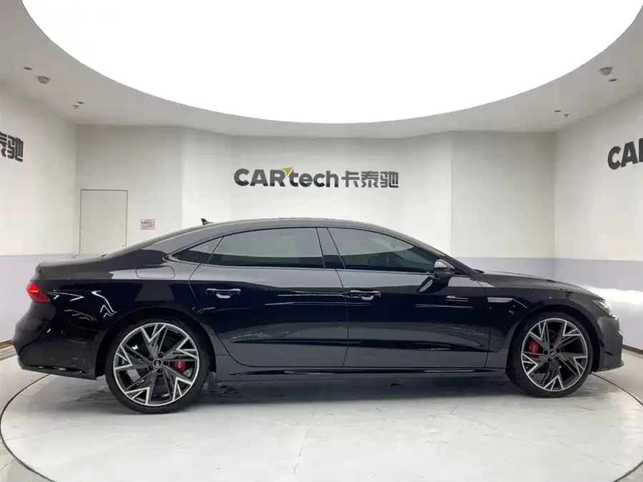 Audi A7L 2023 45 TFSI quattro S-line Black Warrior Edition 2023 — миниатюра 2