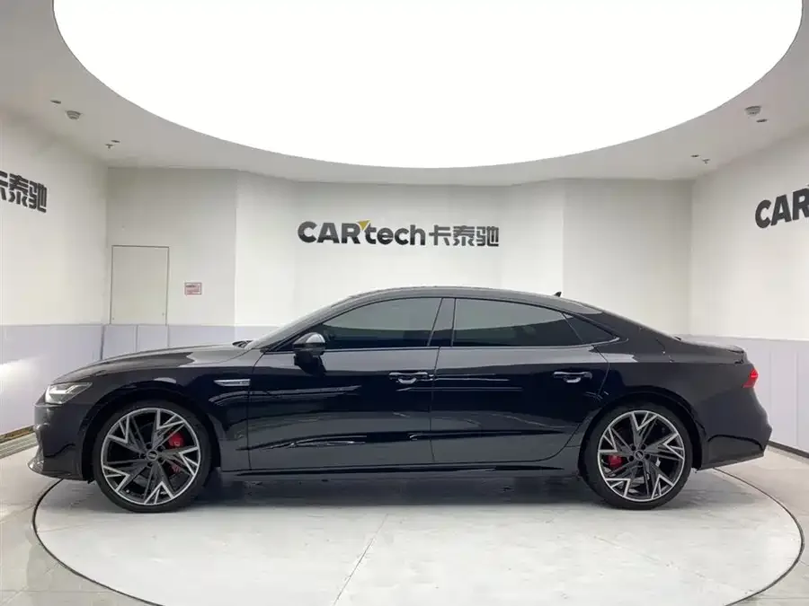 Audi A7L 2023 45 TFSI quattro S-line Black Warrior Edition 2023 — миниатюра 3