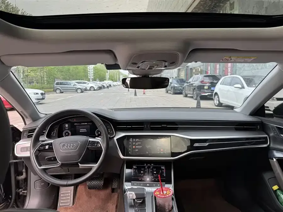 Audi A7L 2024 45TFSI S-line Dream Flow Crystal Set 2024 — миниатюра 2