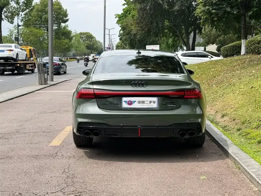 Audi A7L 2024 45 TFSI quattro Black Warrior Edition 2024 — миниатюра 2