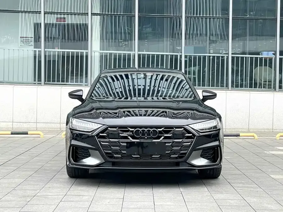 Audi A7L 2024 45 TFSI quattro Black Warrior Edition 2024 — миниатюра 3