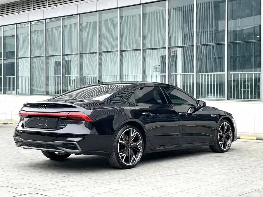 Audi A7L 2024 45 TFSI quattro Black Warrior Edition 2024 — миниатюра 4