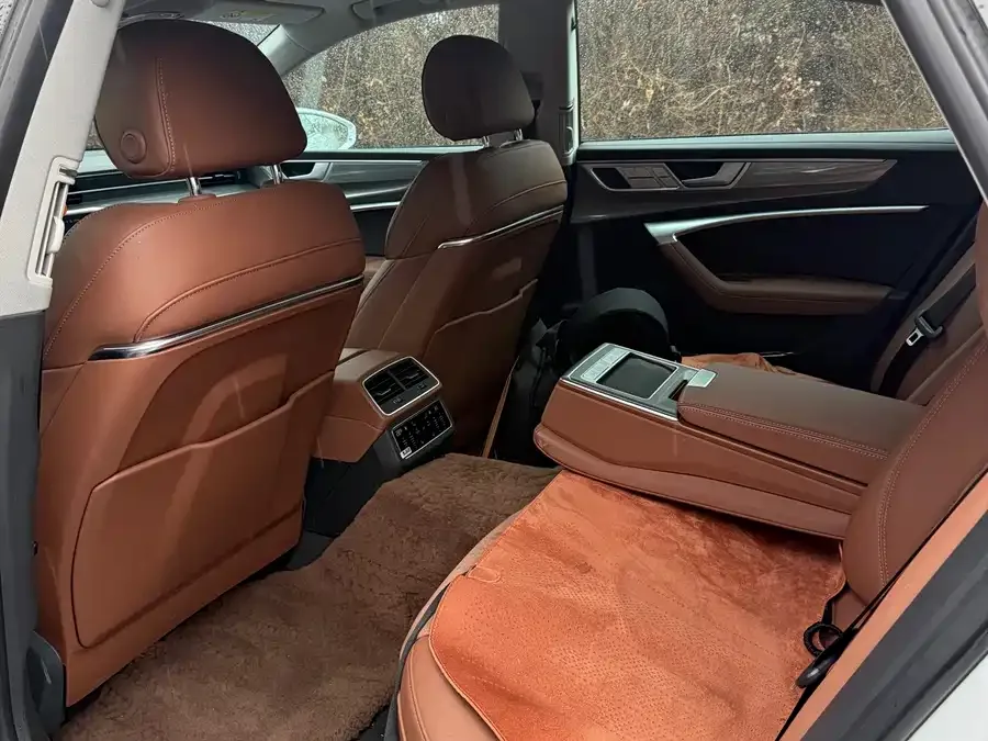 Audi A7L 2025 45 TFSI quattro Luxury Edition 2025 — миниатюра 5