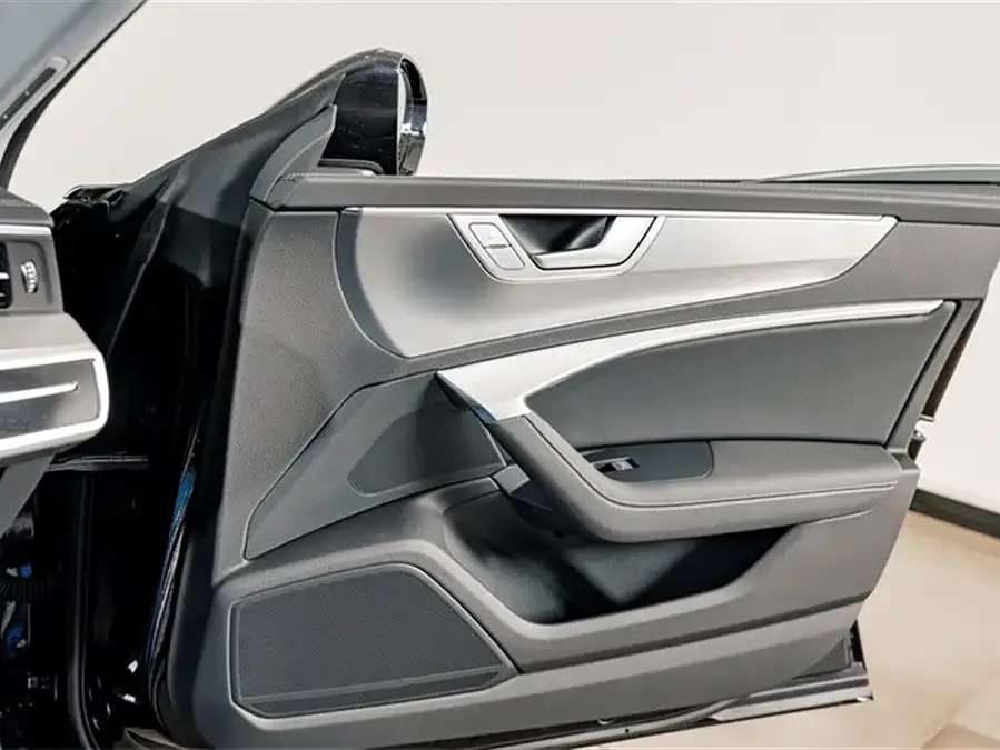 Audi A7L 2024 45 TFSI Luxury Edition 2025 — миниатюра 4