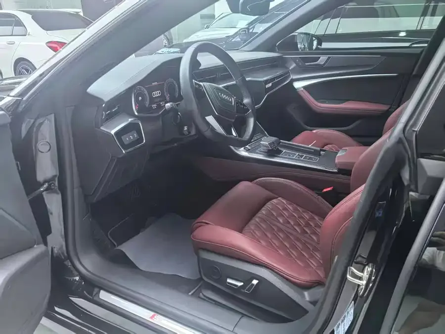 Audi A7L 2024 45 TFSI quattro S-line Black Warrior Edition 2024 — миниатюра 4