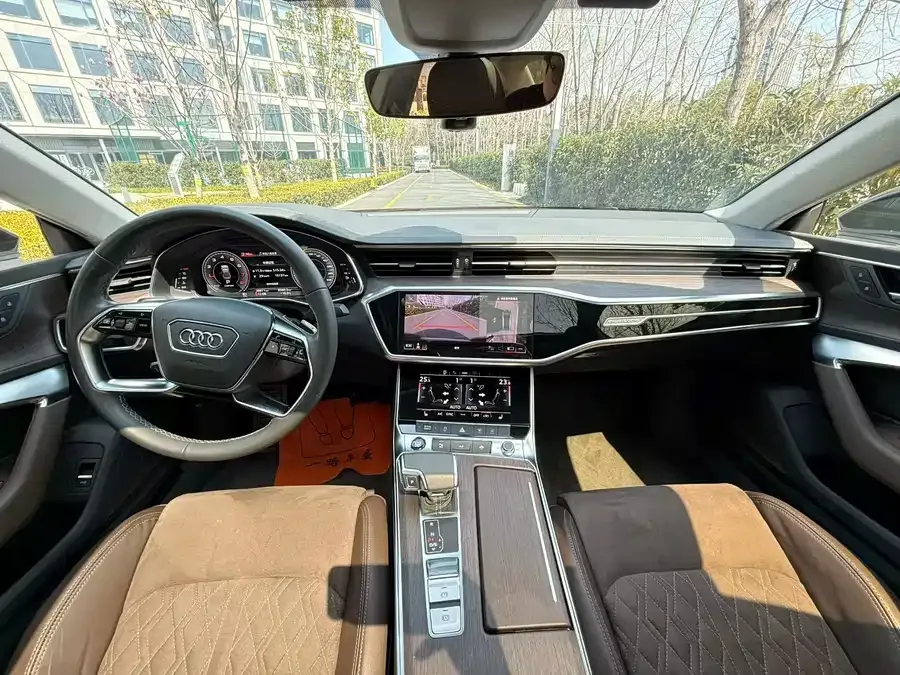 Audi A7L 2023 45 TFSI quattro S-line Shadow Warrior Edition 2023 — миниатюра 5