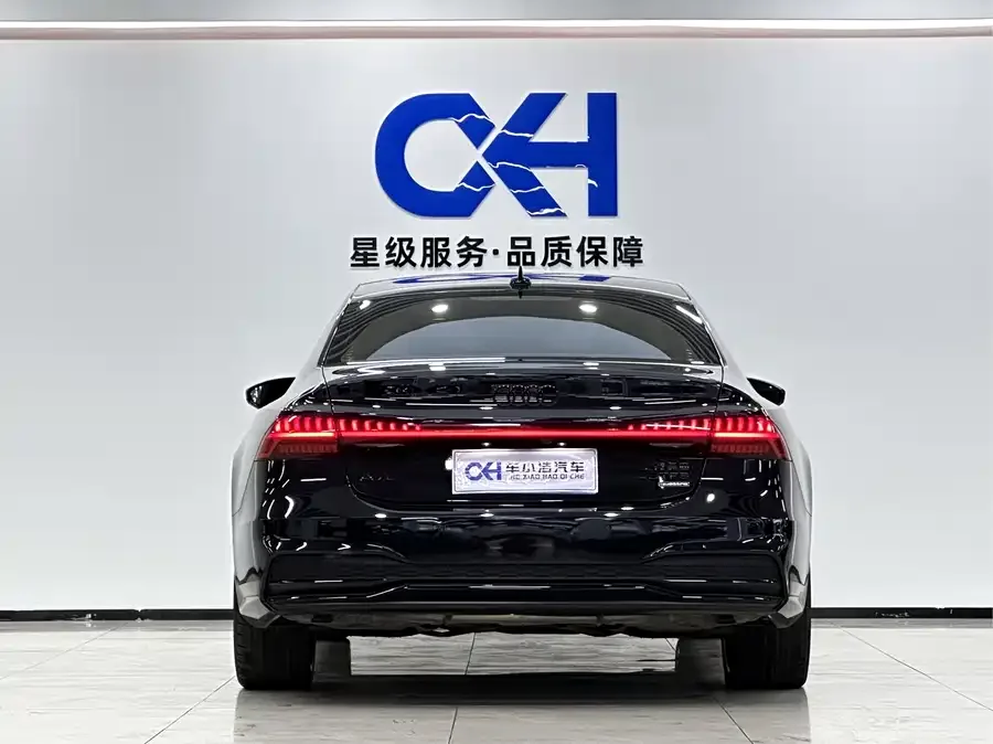 Audi A7L 2023 45 TFSI quattro S-line Black Warrior Edition 2023 — миниатюра 5
