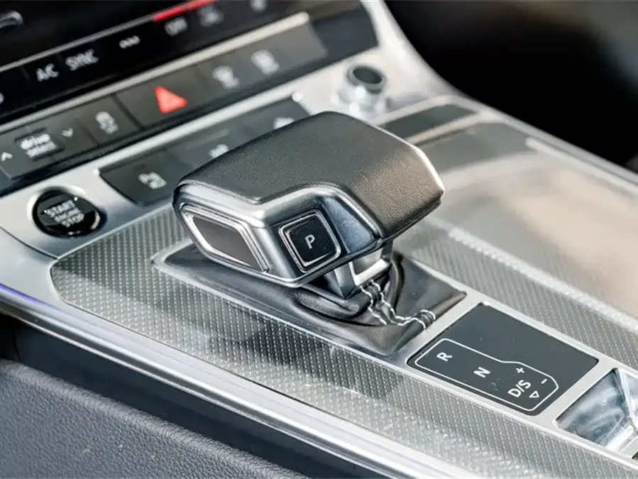 Audi A7L 2024 45TFSI quattro S-line Vision Flow Crystal Set 2023 — миниатюра 5