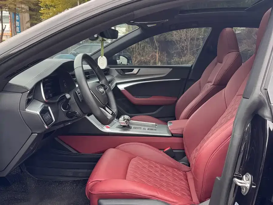 Audi A7L 2024 45 TFSI quattro S-line Black Warrior Edition 2025 — миниатюра 4
