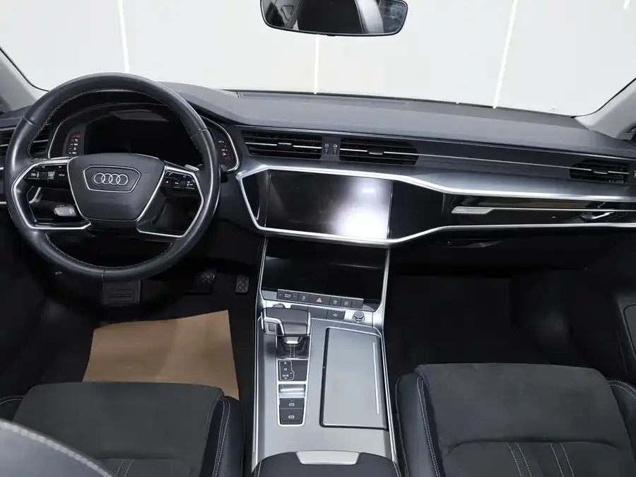 Audi A7L 2024 45TFSI S-line Dream Flow Crystal Set 2024 — миниатюра 4
