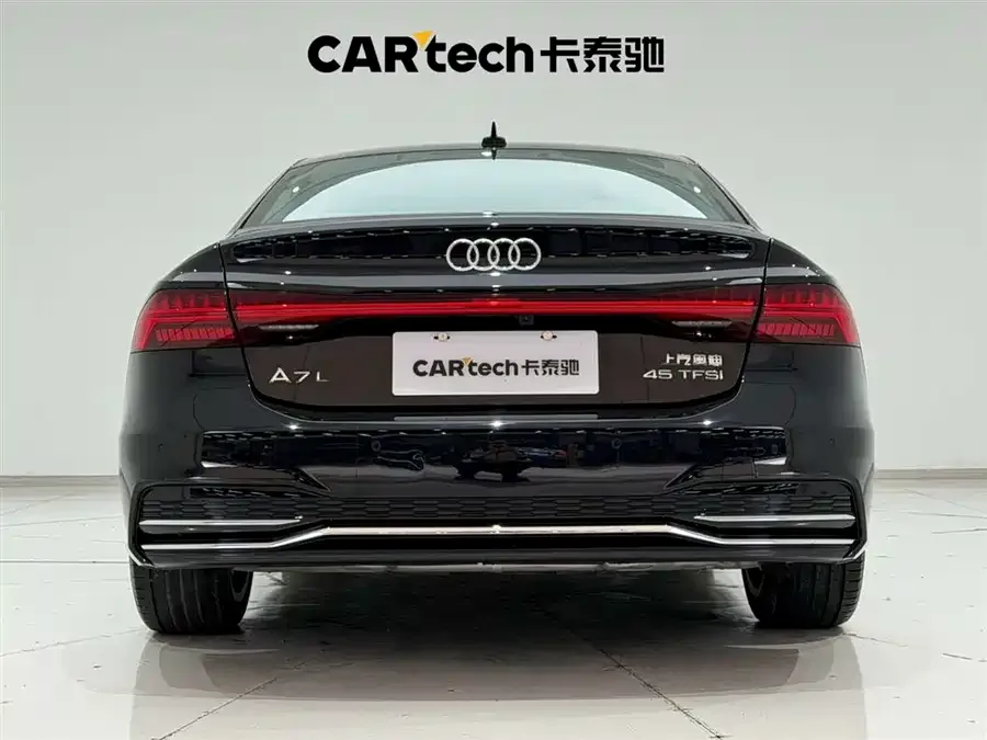 Audi A7L 2024 45TFSI S-line Dream Flow Crystal Set 2024 — миниатюра 3