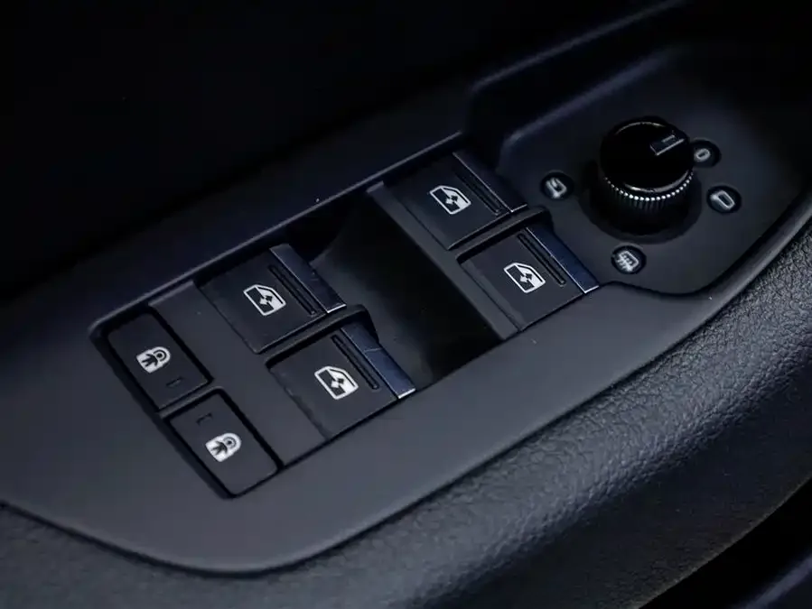 Audi A7L 2024 45TFSI S-line Dream Flow Crystal Set 2024 — миниатюра 4