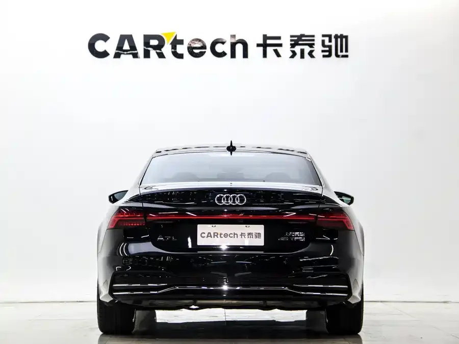 Audi A7L 2024 45TFSI S-line Dream Flow Crystal Set 2024 — миниатюра 3