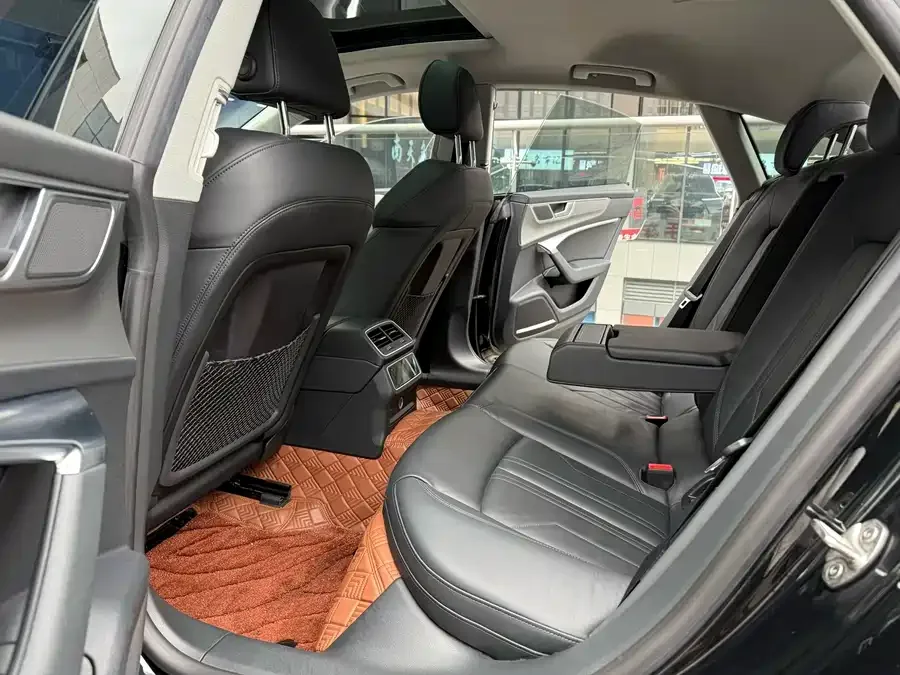 Audi A7 2023 45 TFSI Premium Edition 2023 — миниатюра 2