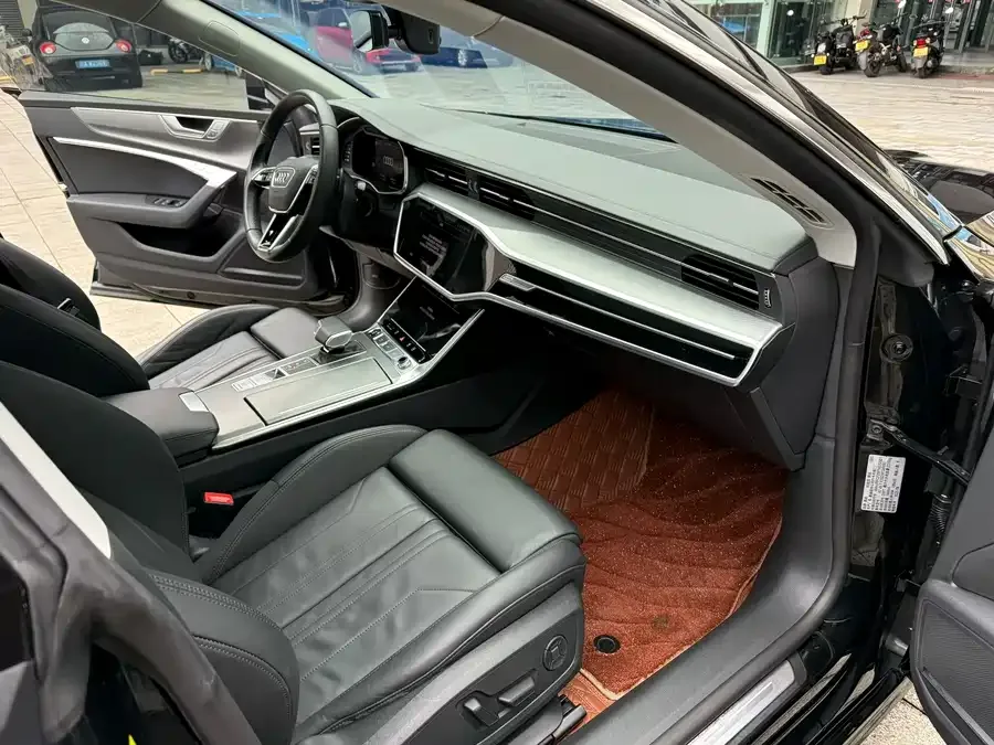 Audi A7 2023 45 TFSI Premium Edition 2023 — миниатюра 3