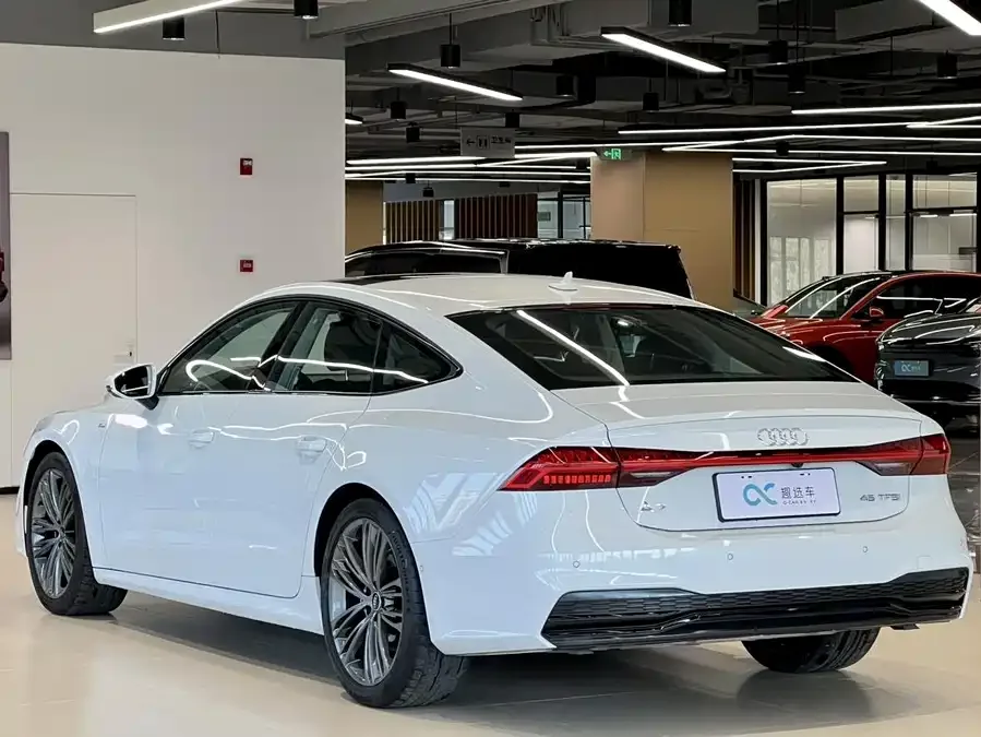 Audi A7 2023 45 TFSI Premium Edition 2023 — миниатюра 2