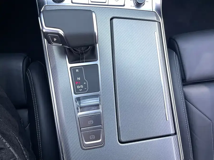 Audi A7 2024 45 TFSI Premium Edition 2024 — миниатюра 4