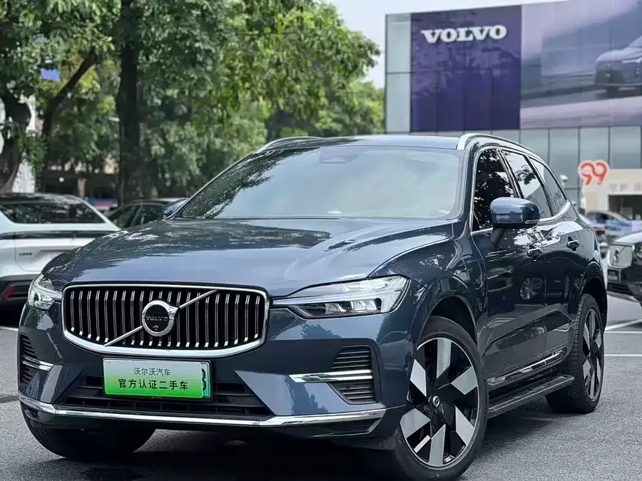 Volvo XC60 Plug-in Hybrid 2023