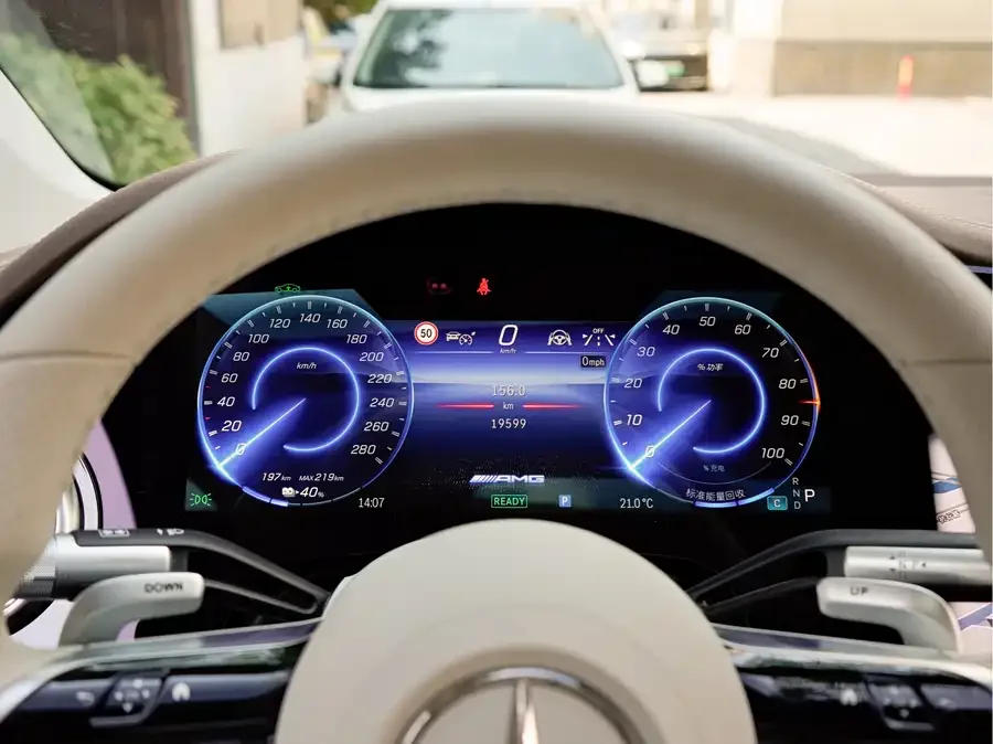 Mercedes-Benz EQS AMG Mercedes-Benz EQS AMG 2022 AMG EQS 53 4MATIC+ 2025 — миниатюра 3