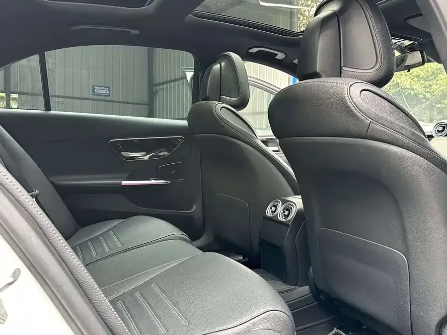 Mercedes-Benz Class C Mercedes-Benz C-Class 2022 C 260 L Sports Edition 2022 — миниатюра 3