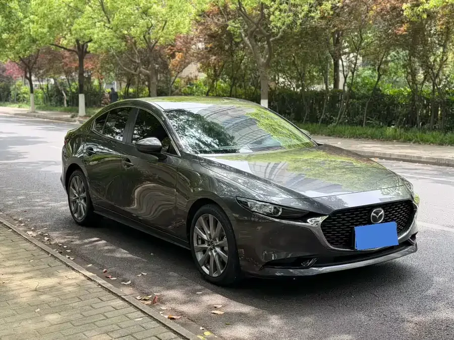 Mazda Axela 2023