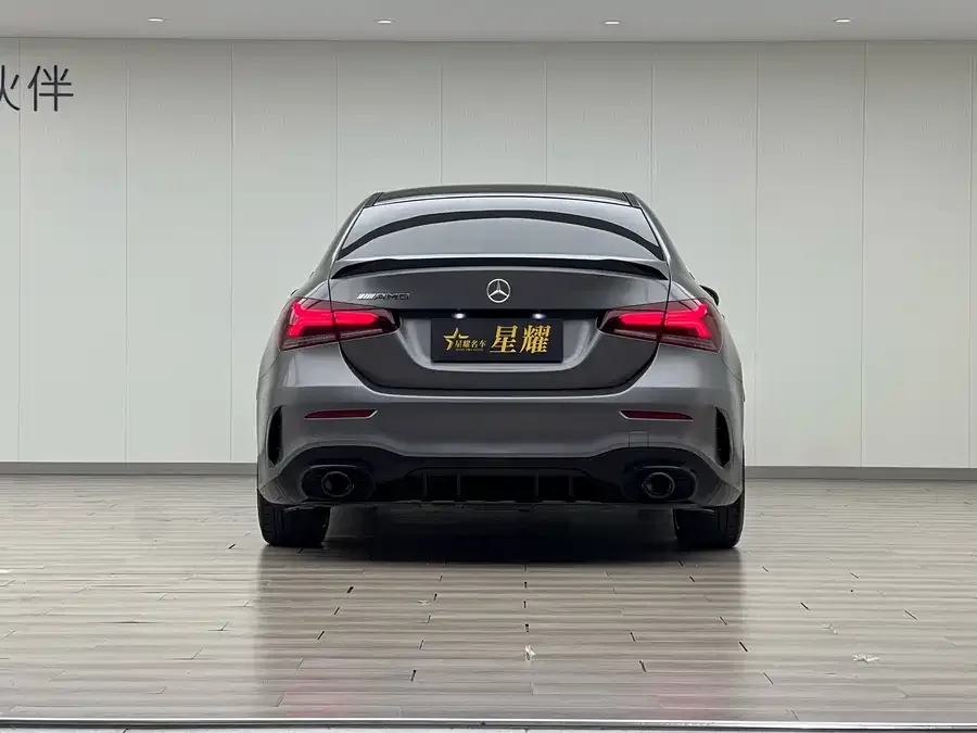 Mercedes-Benz A-Class AMG Mercedes-Benz A-Class AMG 2022 AMG A 35 L 4MATIC 2022 — миниатюра 2
