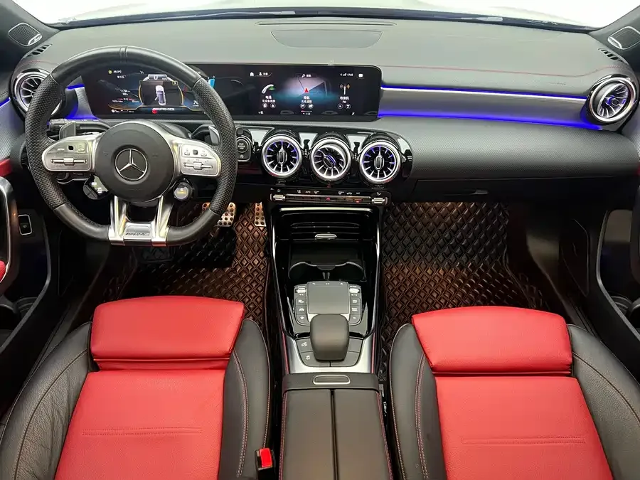 Mercedes-Benz A-Class AMG Mercedes-Benz A-Class AMG 2022 AMG A 35 L 4MATIC 2022 — миниатюра 5