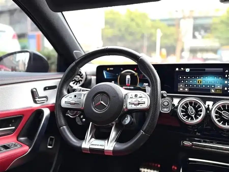 Mercedes-Benz A-Class AMG Mercedes-Benz A-Class AMG 2022 AMG A 35 L 4MATIC 2023 — миниатюра 2