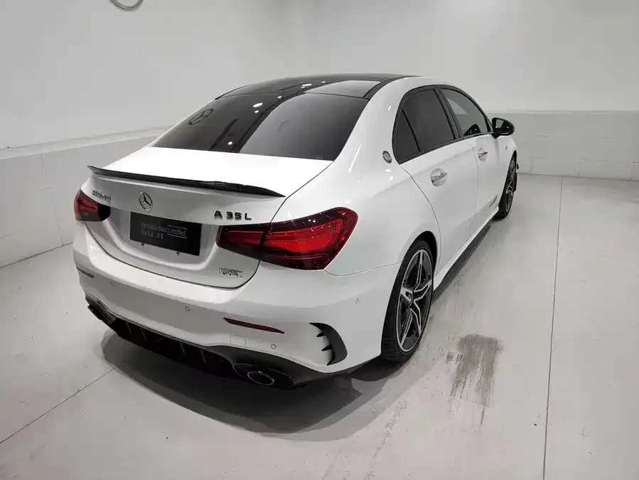 Mercedes-Benz A-Class AMG Mercedes-Benz A-Class AMG 2025 AMG A 35 L 4MATIC 2025 — миниатюра 5