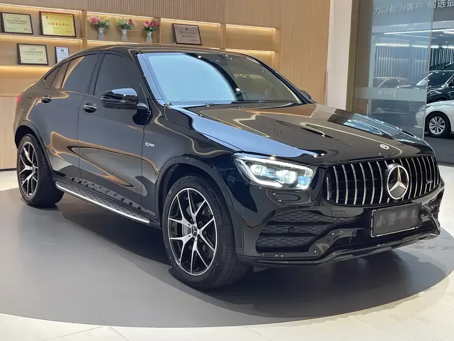 Mercedes-Benz GLC Coupe AMG Mercedes-Benz GLC Coupe AMG 2022 AMG GLC 43 4MATIC Coupe SUV 2022 — миниатюра 4