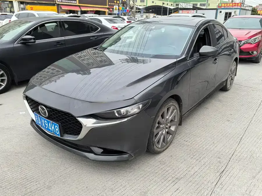 Mazda Axela 2023