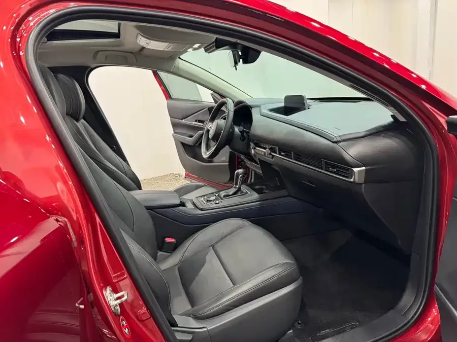 Mazda CX-30 2021 2.0L automatic quality model 2022 — миниатюра 4
