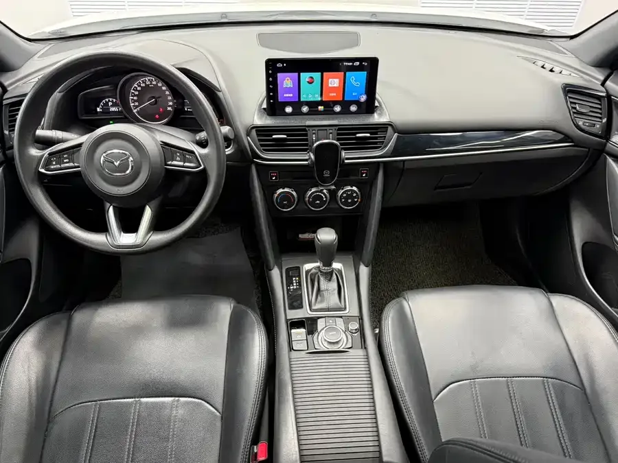 Mazda CX-4 2021 2.0L Automatic 2WD Blue Sky Vitality Edition 2022 — миниатюра 3