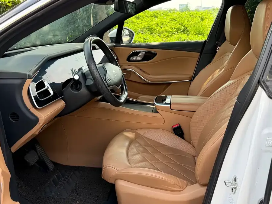Roewe Feifan R7 Feifan R7 2024 Advanced Edition 2023 — миниатюра 4