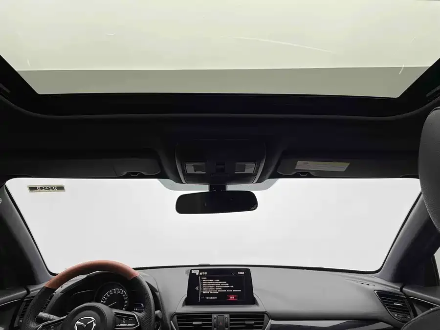 Mazda CX-4 2021 2.0L Automatic 2WD Blue Sky Explorer Edition 2023 — миниатюра 4