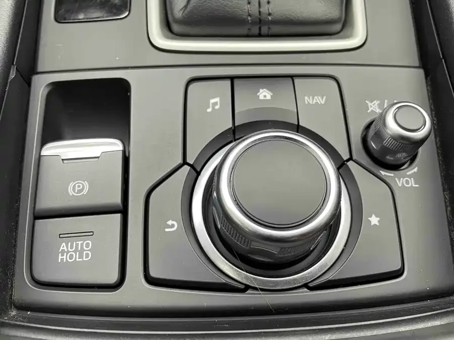 Mazda CX-4 2021 2.0L Automatic 2WD Blue Sky Explorer Edition 2023 — миниатюра 5