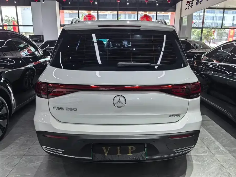 Mercedes-Benz EQB Mercedes-Benz EQB 2023 facelift EQB 260 2023 — миниатюра 3