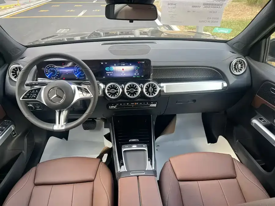 Mercedes-Benz EQB Mercedes-Benz EQB 2025 EQB 260 2025 — миниатюра 2