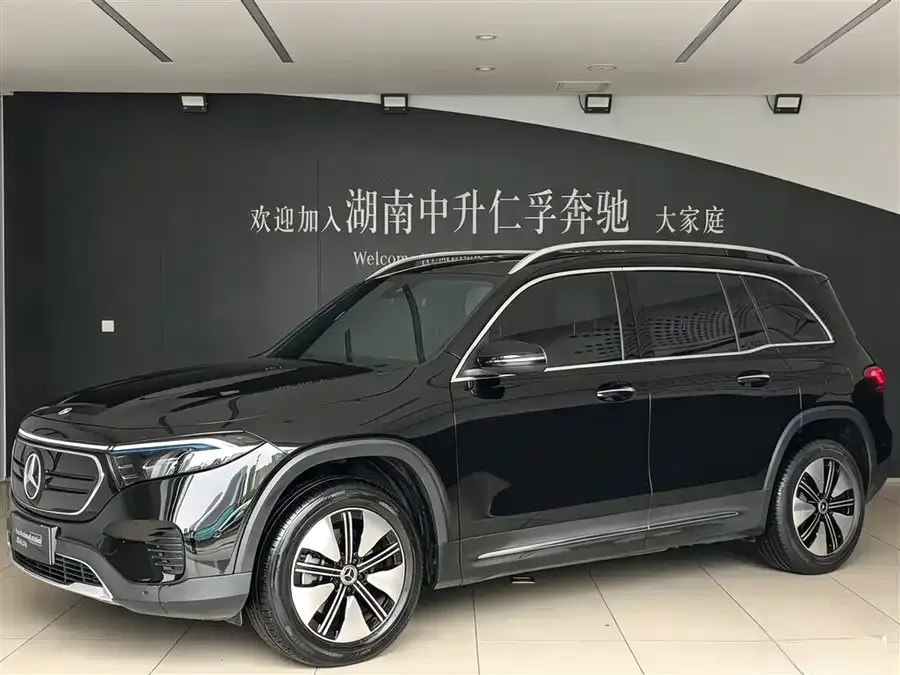 Mercedes-Benz EQB Mercedes-Benz EQB 2022 EQB 260 2023 — фото 1, купить с доставкой в Москву
