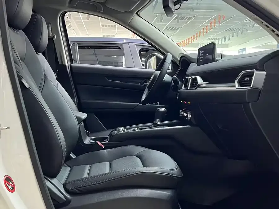 Mazda CX-5 2022 2.0L Automatic 2WD Smart Elegance 2023 — миниатюра 5