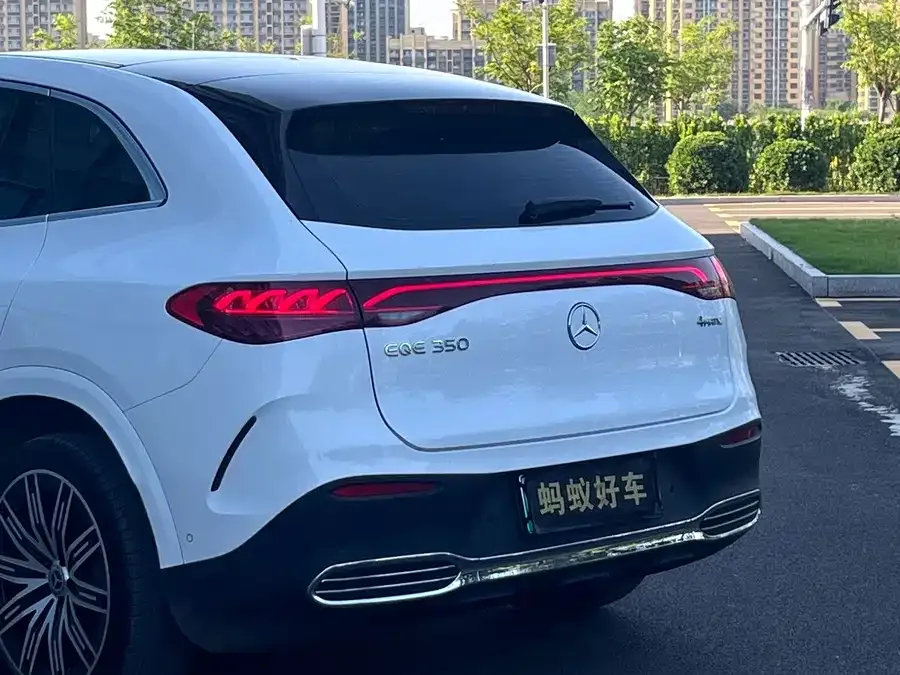 Mercedes-Benz EQE SUV Mercedes-Benz EQE SUV 2023 350 4MATIC Pioneer Edition 2024 — миниатюра 3
