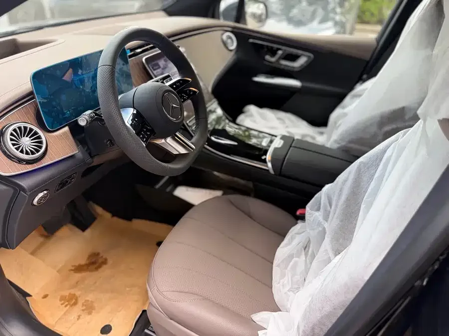Mercedes-Benz EQE SUV Mercedes-Benz EQE SUV 2024 500 4MATIC Luxury Edition 2025 — миниатюра 4