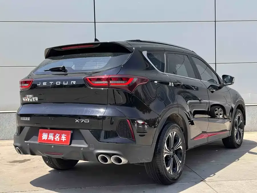 Jetour X70 Jietu X70 2023 1.5T DCT Dream Edition 5-seater 2023 — миниатюра 2