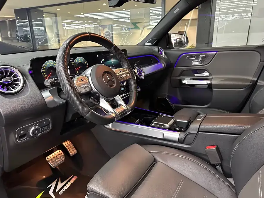 Mercedes-Benz GLB AMG Mercedes-Benz GLB AMG 2023 AMG GLB 35 4MATIC 2023 — миниатюра 2