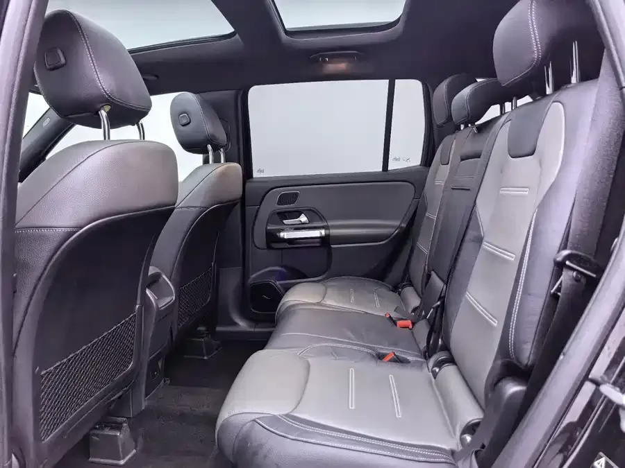 Mercedes-Benz GLB AMG Mercedes-Benz GLB AMG 2023 AMG GLB 35 4MATIC 2023 — миниатюра 5