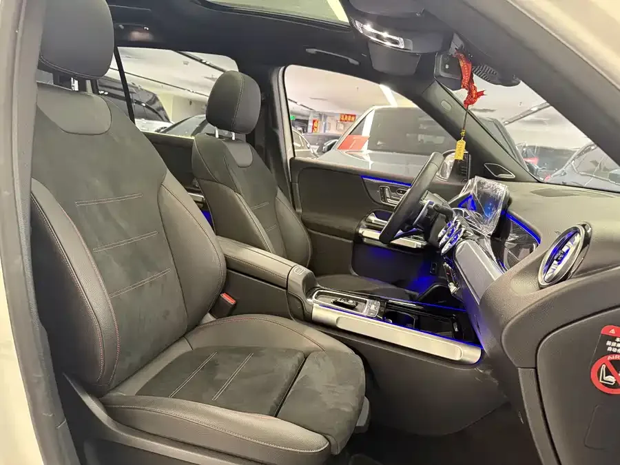 Mercedes-Benz GLB AMG Mercedes-Benz GLB AMG 2024 AMG GLB 35 4MATIC 2025 — миниатюра 2