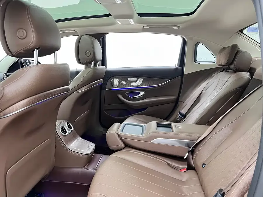 Mercedes-Benz E-Class Mercedes-Benz E-Class 2023 facelift E 300 L Luxury Edition 2023 — миниатюра 3