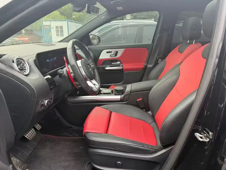 Mercedes-Benz GLA AMG Mercedes-Benz GLA AMG 2022 AMG GLA 35 4MATIC 2022 — миниатюра 2